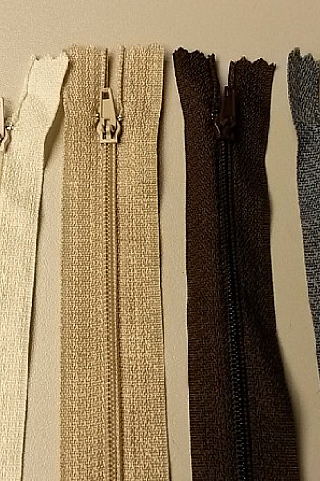Zips špirálový 3mm, nedeliteľný, dĺžka 45 cm