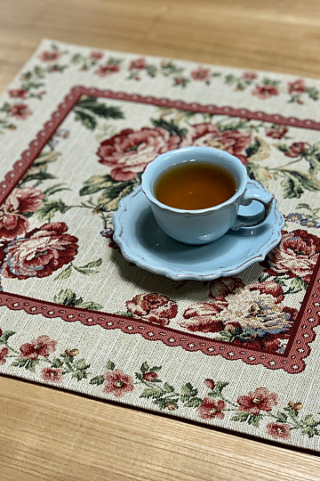 Gobelínová prestierka VEĽKÁ RUŽA KRAJKA