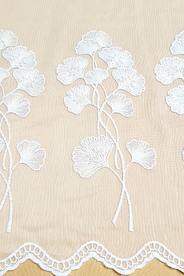 Záclona 835 GINKO biela