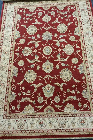 Luxusné vlnený koberec DJOBIE ORIENT red