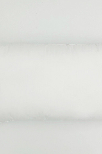Biely vankúš 30 x 50 cm