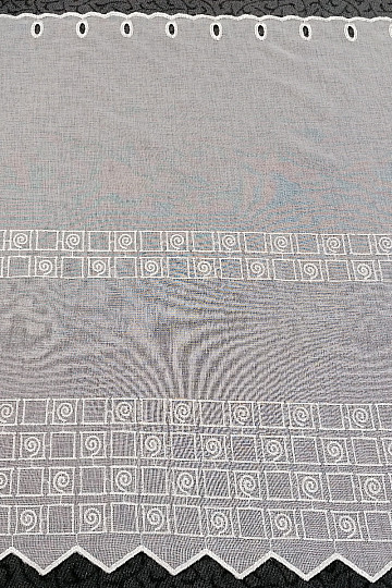Záclona na vitrážku - vyšívaná W / 6259