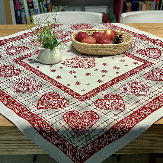 Gobelínový obrus a šál SRDCA V KÁRE