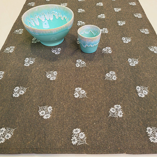 Žakárový šál ALPSKEJ KVETY HNEDÝ