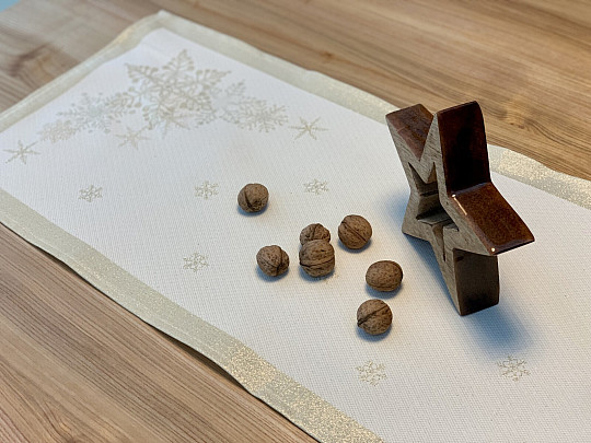 vianočné ubrusy a šály ZLATÉ VIANOCE