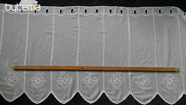 Záclona na vitrážku vyšívaná SZAMOS