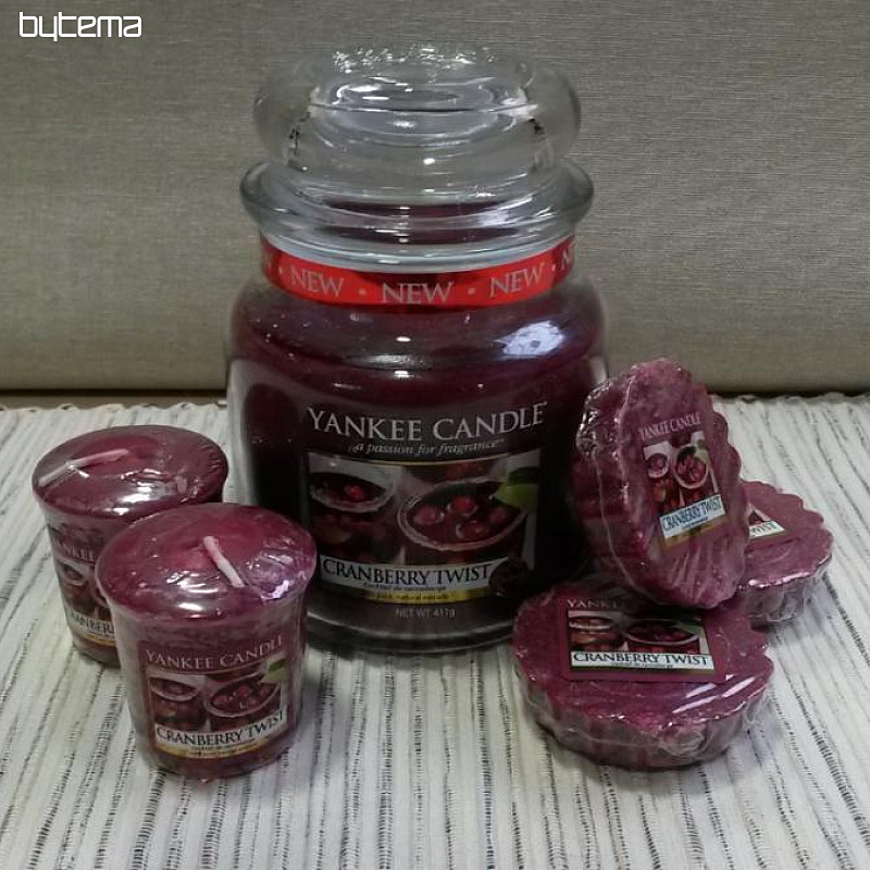 sviečka YANKEE CANDLE vôňa CRANBERRY TWIST - Brusnicová lahoda