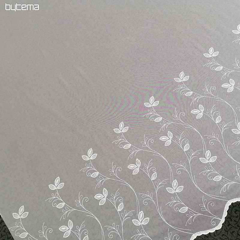 Luxusná vyšívaná záclona biela - kvet 11775