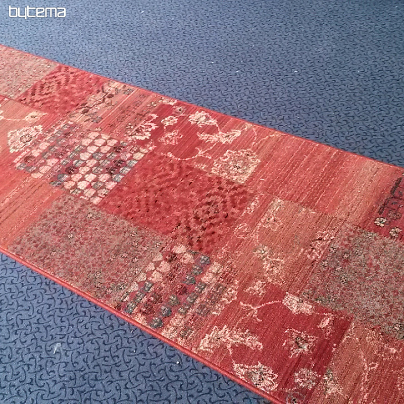 Luxusné vlnený behúň ROYAL PATCHWORK red