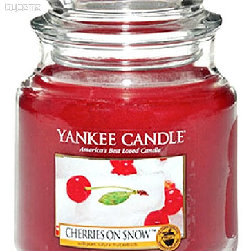 sviečka YANKEE CANDLE vôňa CHERRIES ON SNOW