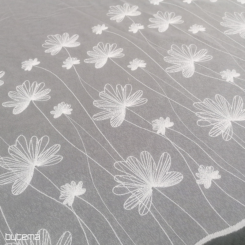 Luxusné vyšívaná záclona biela s kvetmi 11749/0001