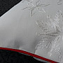 Vyšívaný dekoračné povlak Snehová vločka biely