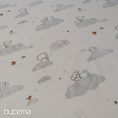 Bavlnená látka Zvieratká na obláčiku - biele