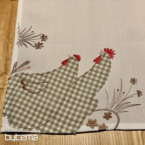 Vyšívaný ubrus a šál SLEPIČKY káro