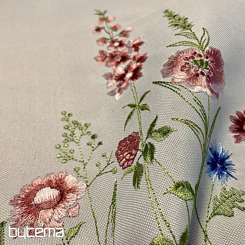 Vyšívaný obrus a šál LUČNÉ KVIETI