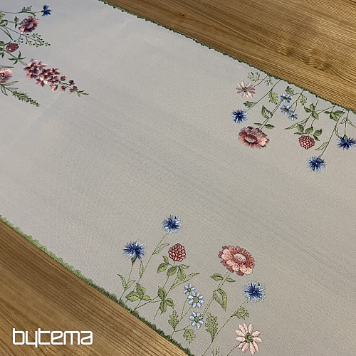 Vyšívaný obrus a šál LUČNÉ KVIETI