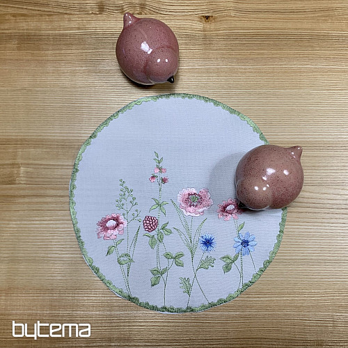 Vyšívaný obrus a šál LUČNÉ KVIETI