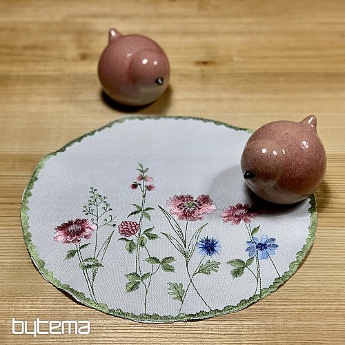 Vyšívaný obrus a šál LUČNÉ KVIETI