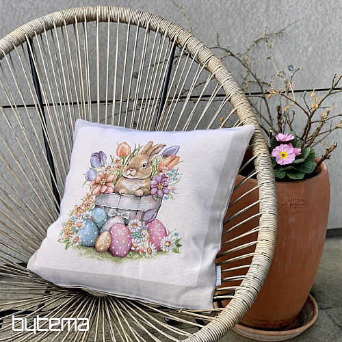 Gobelínový obliečka na vankúš ZAJAC V KVETINÁČI béžový rám