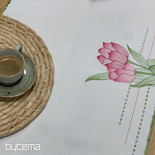 Vyšívaný obrus a šál Ružové tulipány