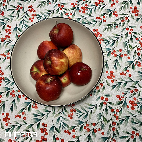 Dekoračný obrus VIANOČNÉ BOBULE