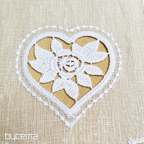 Vitrážová záclona SRDIEČKO BIELÉ