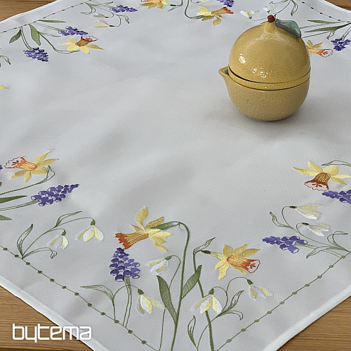 Vyšívaný obrus a šál NARCISY A SNEŽENKY