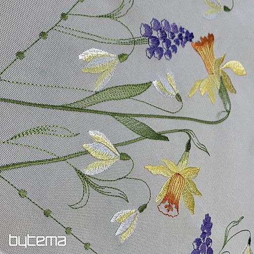 Vyšívaný obrus a šál NARCISY A SNEŽENKY