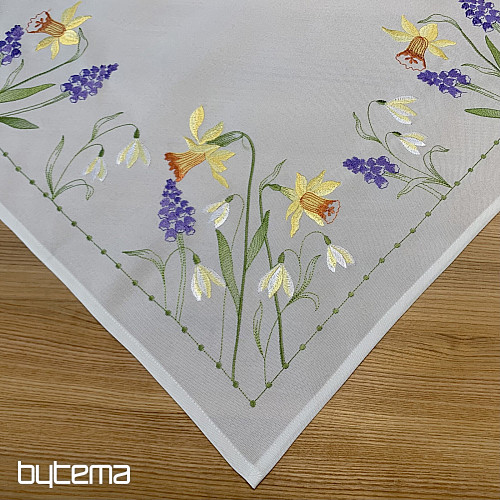 Vyšívaný obrus a šál NARCISY A SNEŽENKY