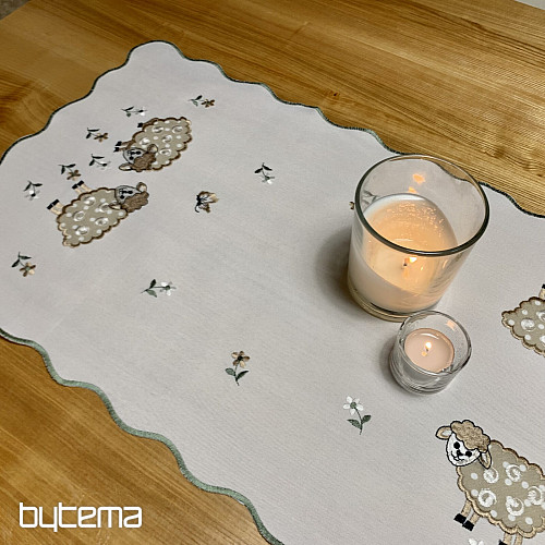 Vyšívaný obrus a šál VEĽKONOČNÉ OVEČKY