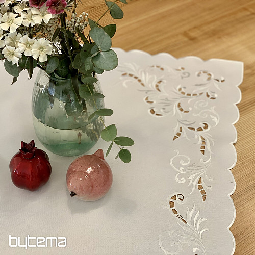 Obrus a šál BIELÝ SEN vyšívaný