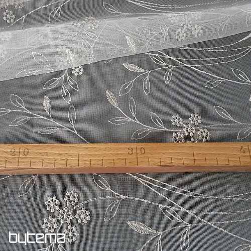 Vyšívaná luxusná záclona GERSTER 11443 bílá - béž