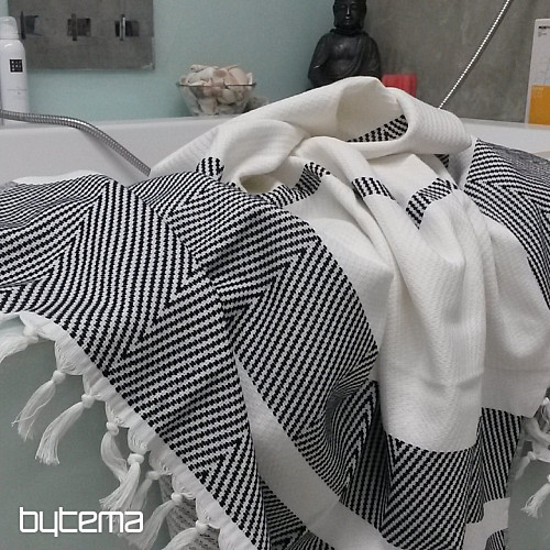 Luxusná osuška PESTEMAL so strapcami 090