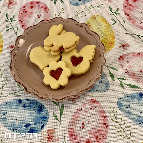 Veľkonočný obrus KRASLICE pastel