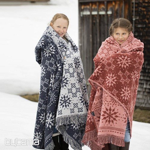 Bavlnená deka Winter snowflakes Vločky červená