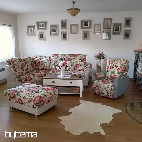 Gobelínová látka RUŽA VEĽKÁ SMOTANOVÁ